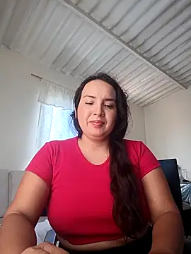 Snapshot of allison-dreams chatting on 02/14/25, 04:31 allison-dreams online show from 02/14/25, 04:31