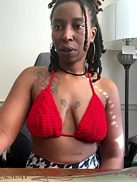 LeyaHoneybuns online show from 12/02/24, 04:31