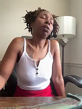 LeyaHoneybuns online show from 03/13/25, 04:12