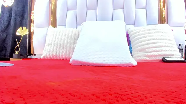 Snapshot of RileySweett chatting on 11/13/25, 11:42 RileySweett online show from 11/13/25, 11:42