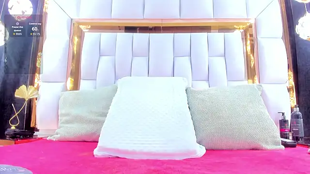 Snapshot of RileySweett chatting on 11/15/25, 11:40 RileySweett online show from 11/15/25, 11:40