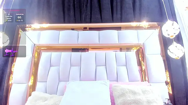 Snapshot of RileySweett chatting on 11/25/25, 12:16 RileySweett online show from 11/25/25, 12:16