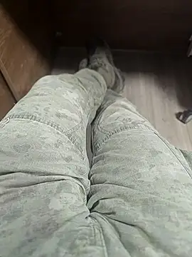 justwatchbaby online show from 04/19/26, 04:34