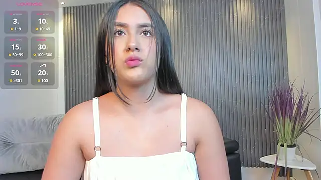 Snapshot of paulina_sweett_ chatting on 02/19/25, 12:22 paulina sweett online show from 02/19/25, 12:22