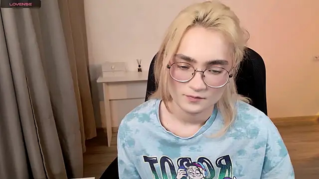 CuteYukiKun online show from 03/15/26, 07:20