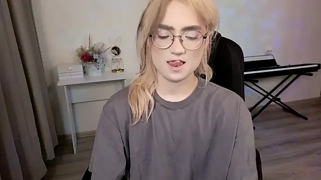 CuteYukiKun online show from 05/01/26, 01:10