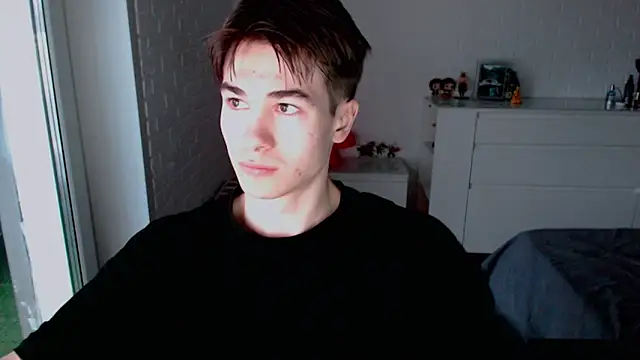 MarkusDean online show from 11/06/25, 04:24