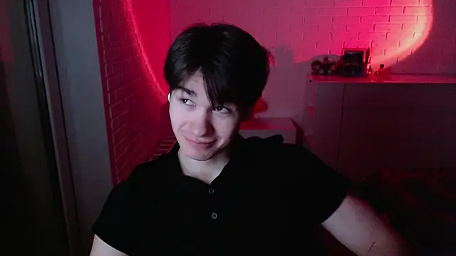 MarkusDean online show from 12/19/25, 02:40