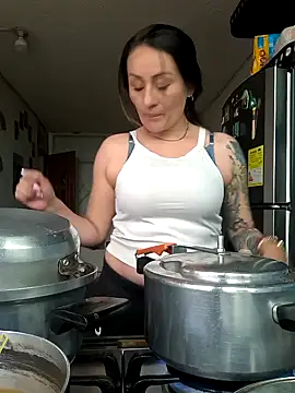 LuisaFernanda170823 online show from 03/19/26, 07:18