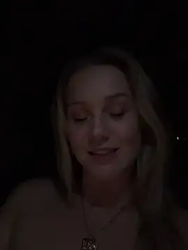 Snapshot of lexi_luv chatting on 02/22/25, 10:20 lexi luv online show from 02/22/25, 10:20