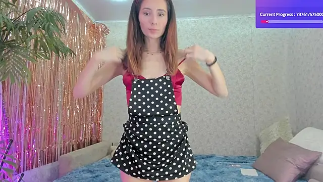 Snapshot of crystalnut chatting on 01/27/25, 04:11 crystalnut online show from 01/27/25, 04:11