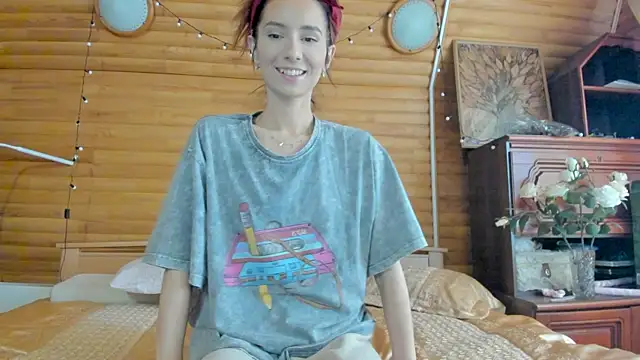 Snapshot of crystalnut chatting on 01/30/25, 03:44 crystalnut online show from 01/30/25, 03:44