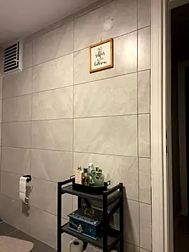 h0rniecollege online show from 11/01/25, 12:23