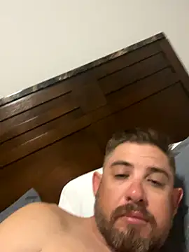 caliguy37 online show from 10/30/25, 04:36