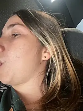 Iris love18 online show from 02/25/25, 10:18