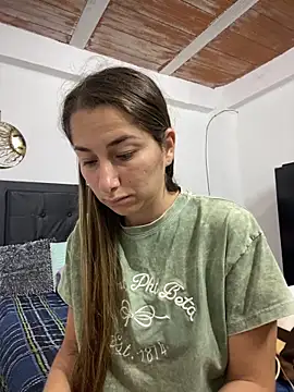 Iris love18 online show from 03/04/25, 11:51