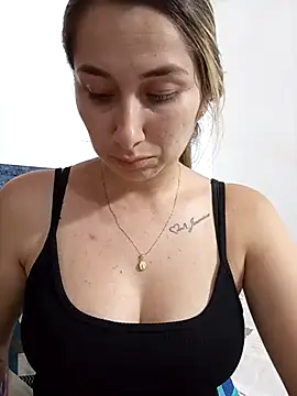 Iris love18 online show from 10/29/25, 07:15