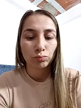 Iris love18 online show from 11/16/25, 05:29