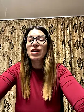 Snapshot of NadiraNoor chatting on 10/24/25, 09:33 NadiraNoor online show from 10/24/25, 09:33