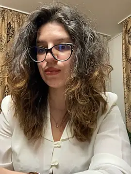 NadiraNoor online show from 03/04/26, 09:10