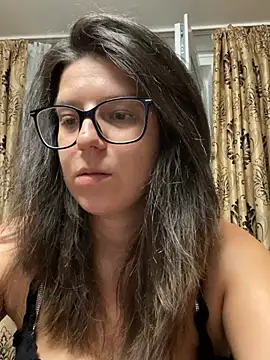 NadiraNoor online show from 07/07/26, 11:42