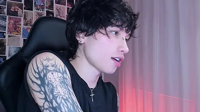 Snapshot of liamelf chatting on 01/04/25, 05:58 liamelf online show from 01/04/25, 05:58