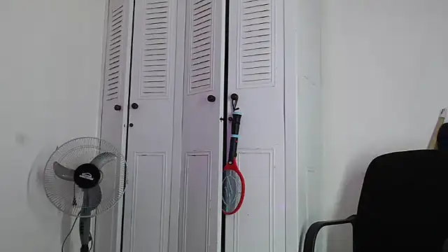 Chanel 87xxx online show from 02/13/25, 01:48