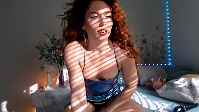 Poisson Eva online show from 12/01/25, 10:48