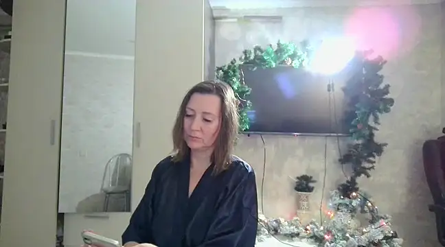 Snapshot of WindChristy chatting on 12/27/24, 04:10 WindChristy online show from 12/27/24, 04:10