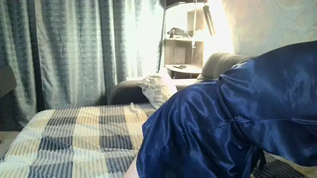 Snapshot of WindChristy chatting on 11/04/25, 04:00 WindChristy online show from 11/04/25, 04:00