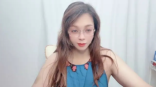 Toookiss online show from 10/04/25, 02:04