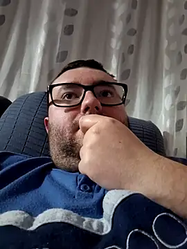 Javier bear online show from 03/13/25, 10:32