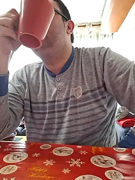 Javier bear online show from 02/28/26, 09:21