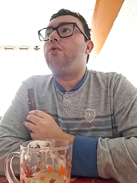 Javier bear online show from 03/15/26, 09:37