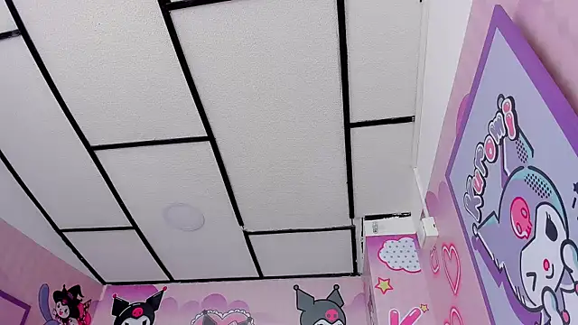 Snapshot of valery__sexy chatting on 03/06/25, 06:19 valery sexy online show from 03/06/25, 06:19