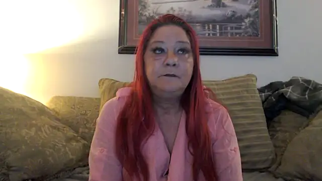 Snapshot of LexxiLeeds chatting on 10/10/25, 10:58 LexxiLeeds online show from 10/10/25, 10:58