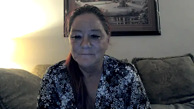 Snapshot of LexxiLeeds chatting on 11/23/25, 12:32 LexxiLeeds online show from 11/23/25, 12:32