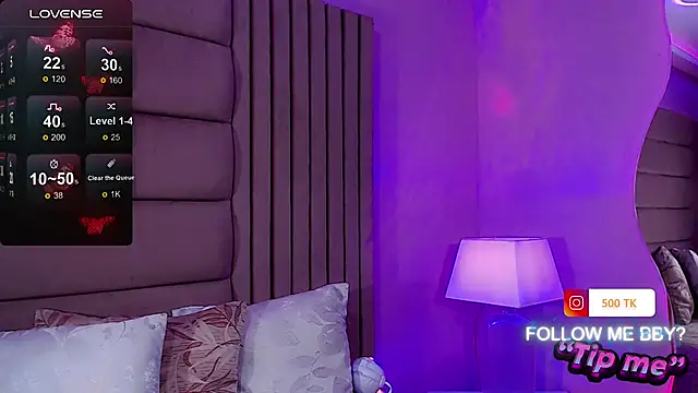 Snapshot of kimMaddiee chatting on 12/22/24, 08:47 kimMaddiee online show from 12/22/24, 08:47