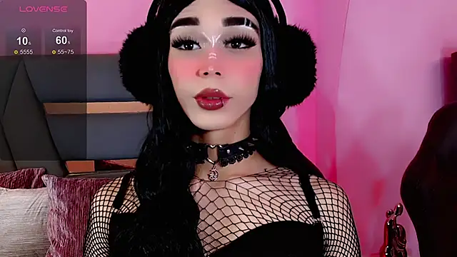 Snapshot of kimMaddiee chatting on 12/26/24, 08:53 kimMaddiee online show from 12/26/24, 08:53