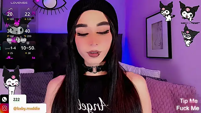 Snapshot of kimMaddiee chatting on 10/11/25, 06:01 kimMaddiee online show from 10/11/25, 06:01