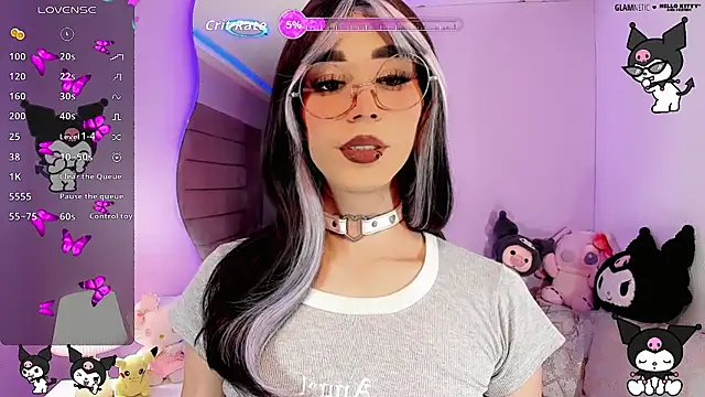 Snapshot of kimMaddiee chatting on 11/11/25, 09:26 kimMaddiee online show from 11/11/25, 09:26