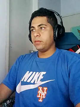 Snapshot of ElferXXX chatting on 02/21/25, 03:45 ElferXXX online show from 02/21/25, 03:45