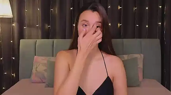 Snapshot of Sweet_heaven chatting on 12/05/24, 08:55 Sweet heaven online show from 12/05/24, 08:55