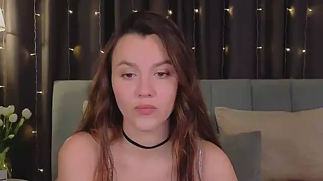 Snapshot of Sweet_heaven chatting on 03/19/25, 04:34 Sweet heaven online show from 03/19/25, 04:34