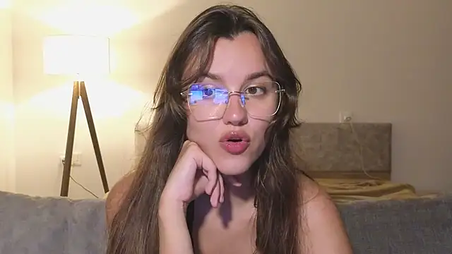 Snapshot of Sweet_heaven chatting on 10/16/25, 03:46 Sweet heaven online show from 10/16/25, 03:46