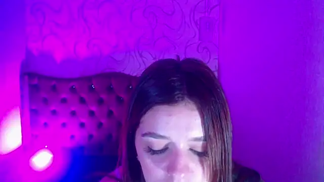 Snapshot of LiaHarryis chatting on 03/08/25, 01:06 LiaHarryis online show from 03/08/25, 01:06