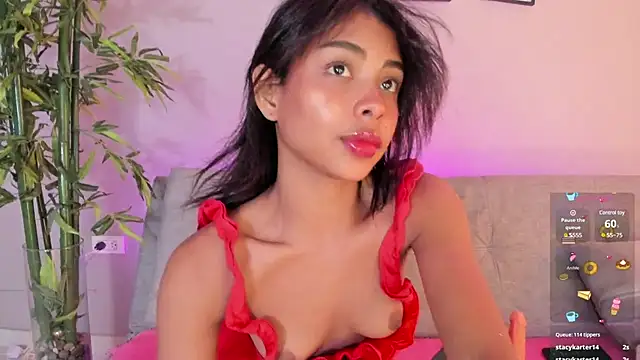 cinnamon kyla online show from 02/01/25, 10:02