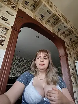 Lady nice cat online show from 06/05/26, 03:13