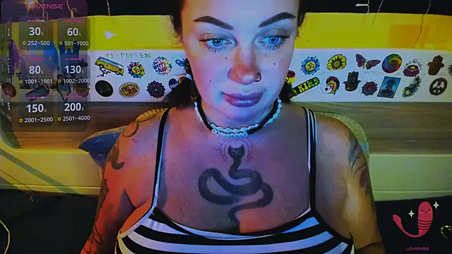 EllieOz online show from 01/06/26, 03:27