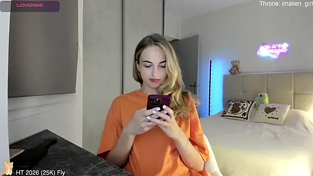 Miss Aliannaa online show from 07/01/26, 08:19